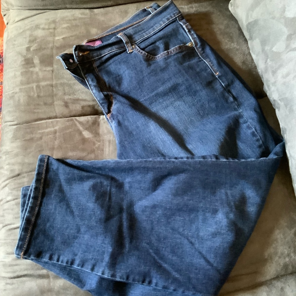 Gloria Vanderbilt Amanda Stretch Jeans